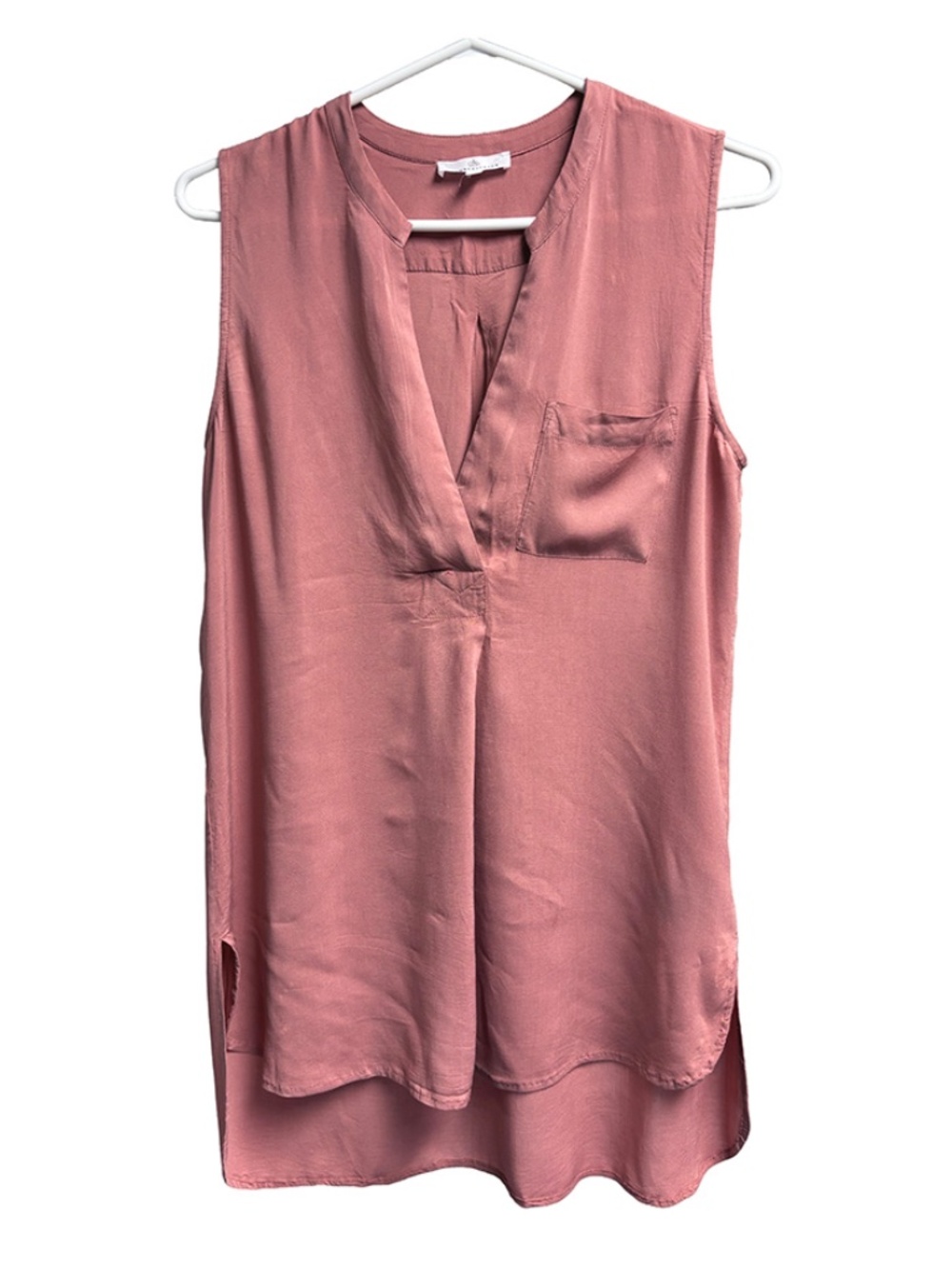 Camber & Grace Dusty Rose Sleeveless Blouse – Medium